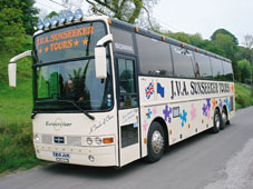 B19 JVA - Volvo Vanhool Triaxle Super Hi