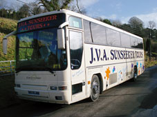 R555 JVA - Volvo Plaxton Premiere Hi Liner